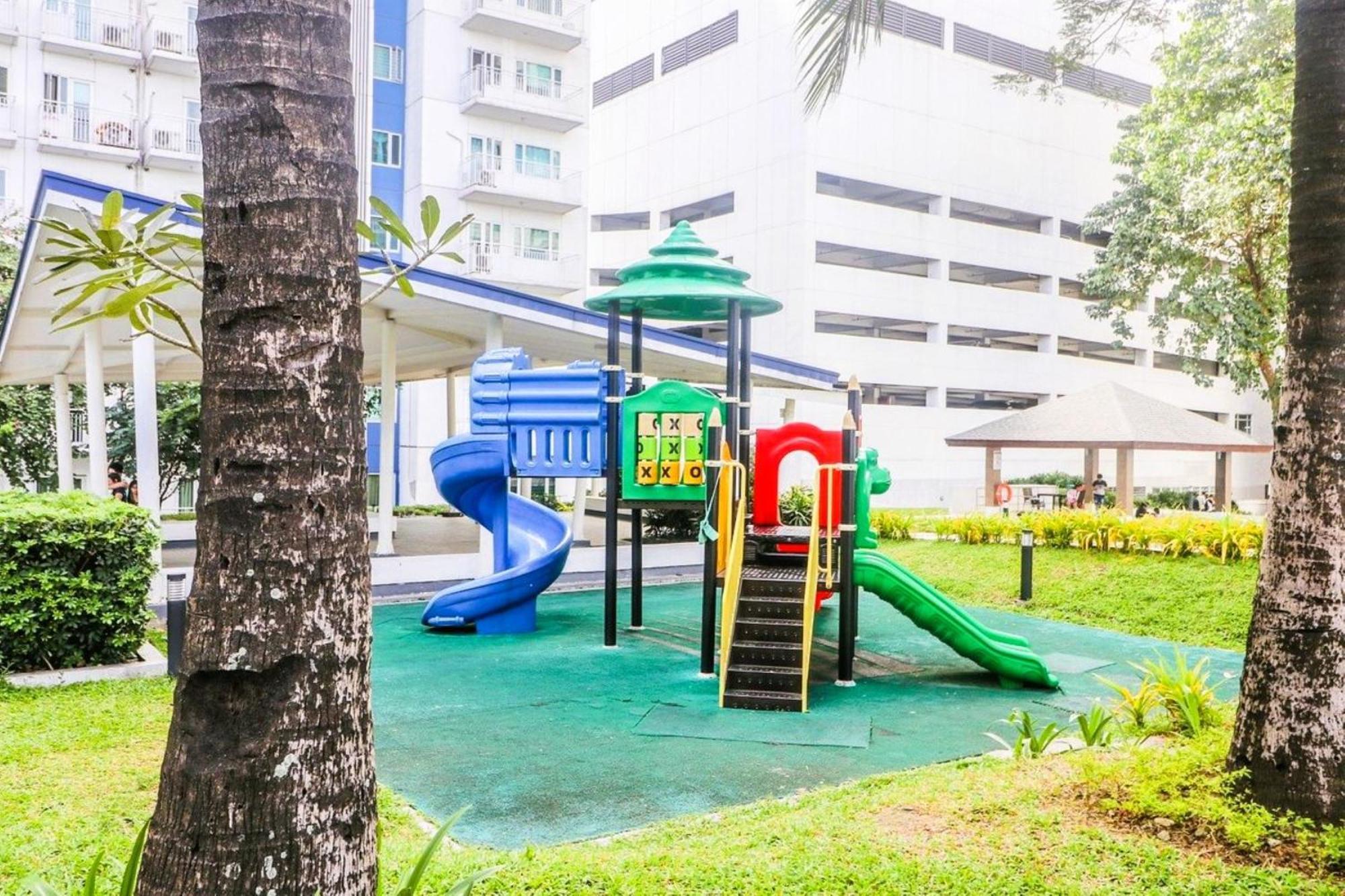 Grass Residences Rendezvous - Sm North Edsa Манила Екстериор снимка