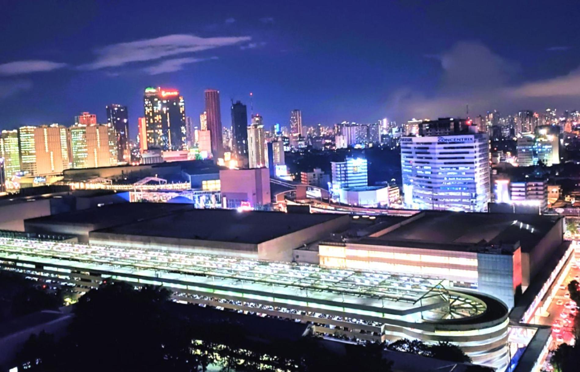 Grass Residences Rendezvous - Sm North Edsa Манила Екстериор снимка